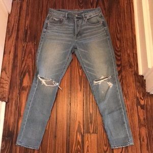 American eagle girlfriend jeans